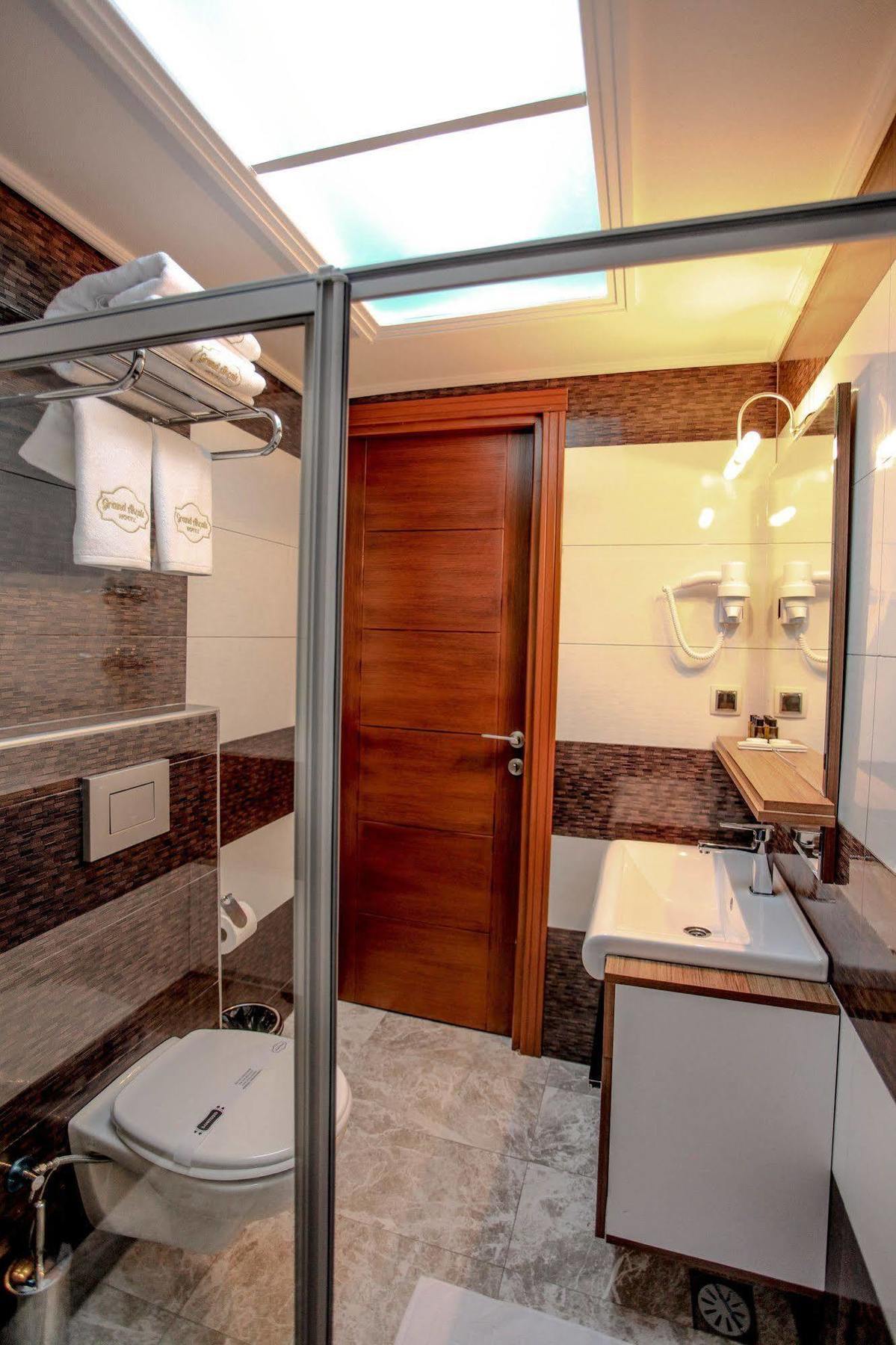 Grand Akcali Otel Iskenderun Luaran gambar
